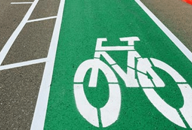 Aplicación de piso para sendero de bicicleta